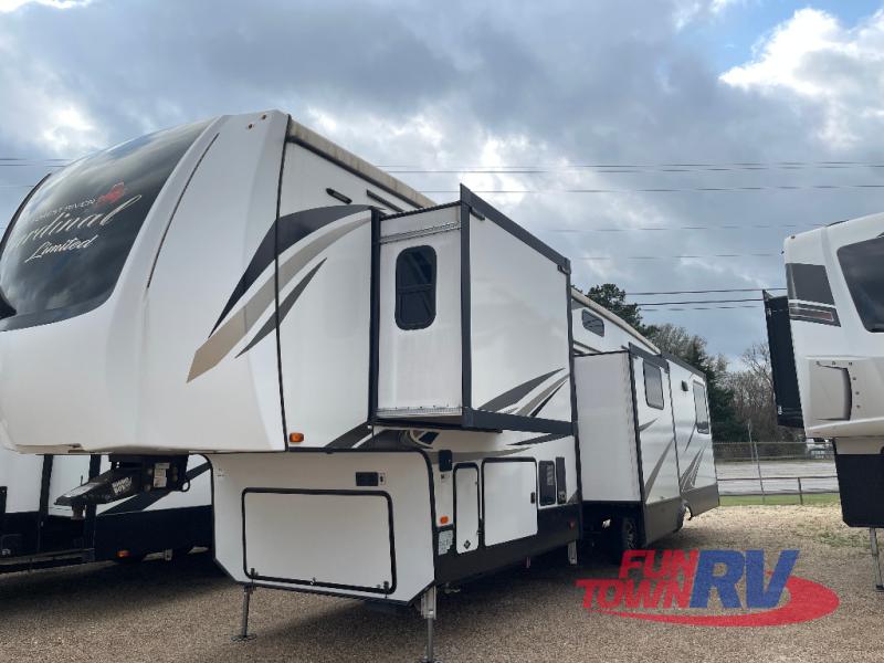 RV listing image