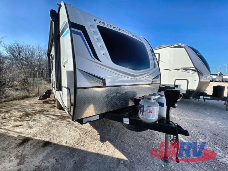 RV listing image