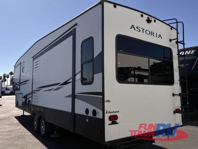 RV listing image