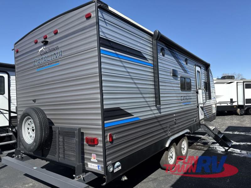RV listing image