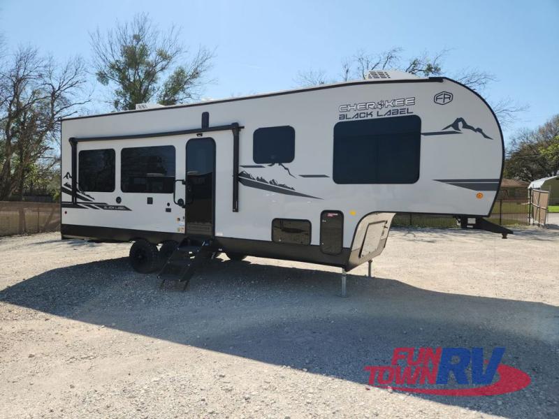 RV listing image