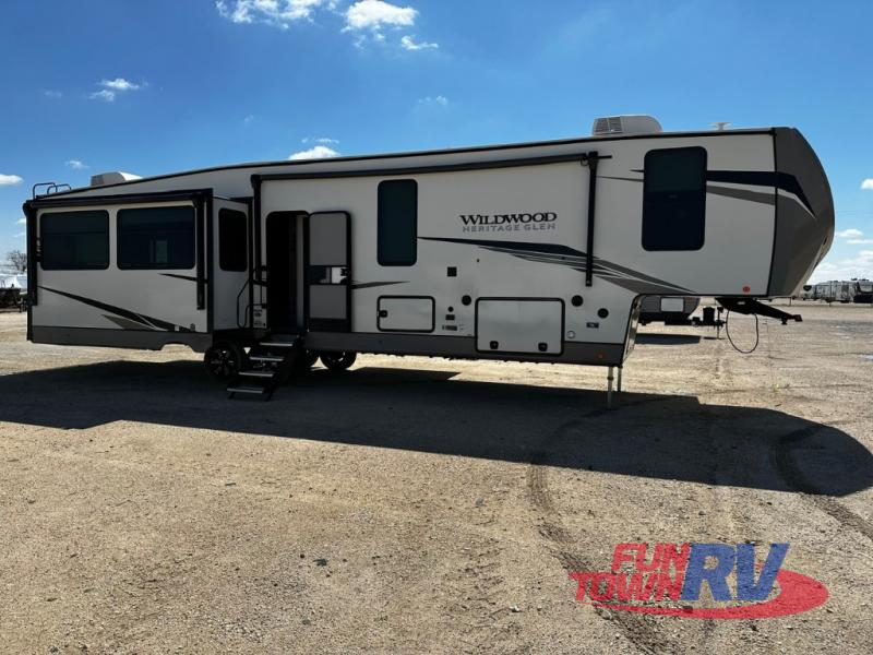 Used 2023 Forest River RV Wildwood Heritage Glen 369BL- Fifth Wheel at ...