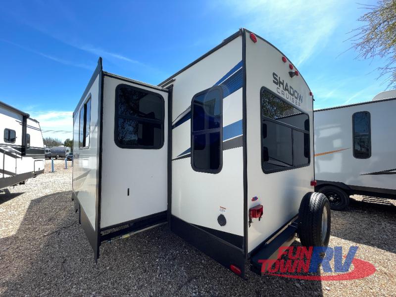 RV listing image