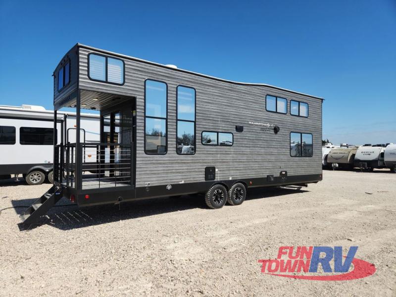 RV listing image