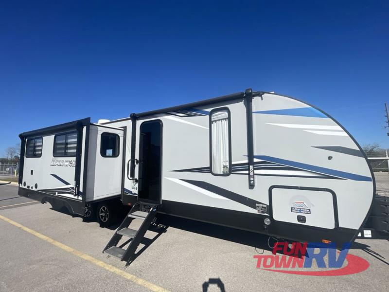 RV listing image