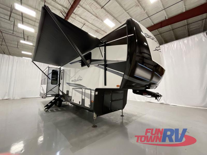 New 2023 Heartland Big Country 3500SS Fifth Wheel at Fun Town RV ...