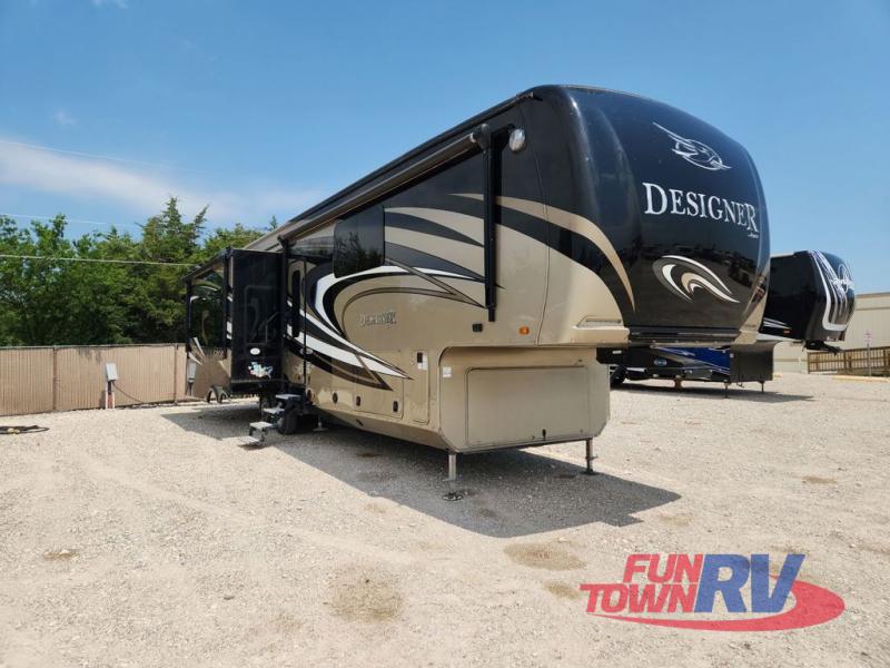 RV listing image