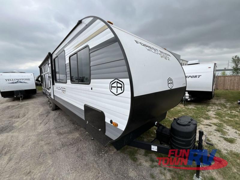 RV listing image