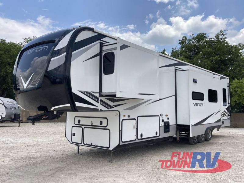 New 2023 KZ Venom 3911TK Toy Hauler Fifth Wheel at Fun Town RV | Hewitt ...