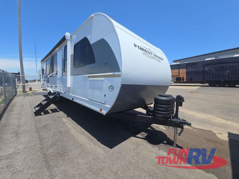 RV listing image