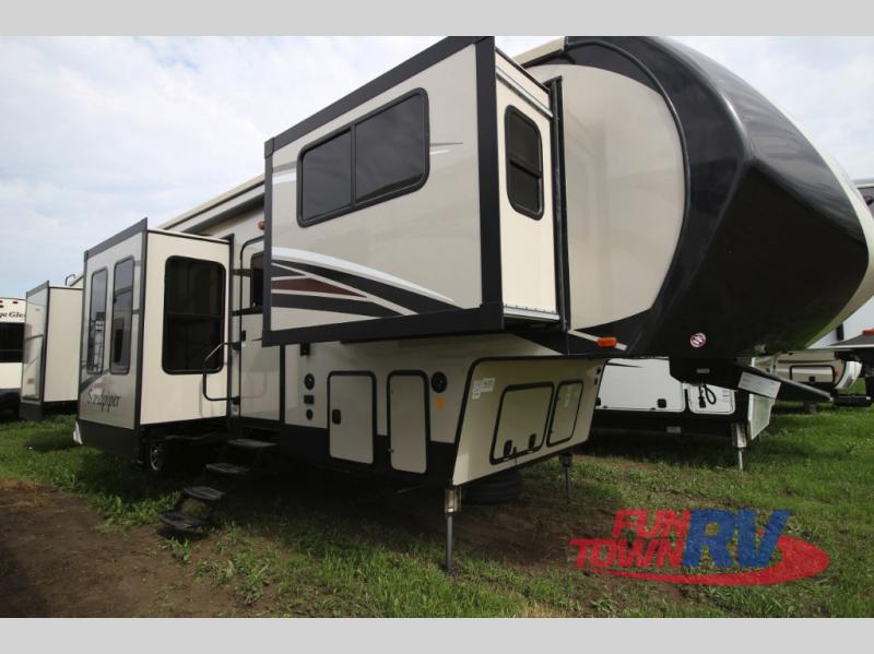 New 2018 Forest River RV Sandpiper 379FLOK Fifth Wheel at Fun Town