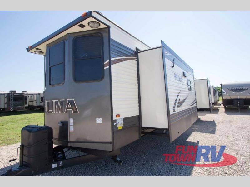 New 2018 Palomino Puma Destination 37-PFL Destination Trailer at Fun Town  RV | Giddings, TX | #8PU37PG