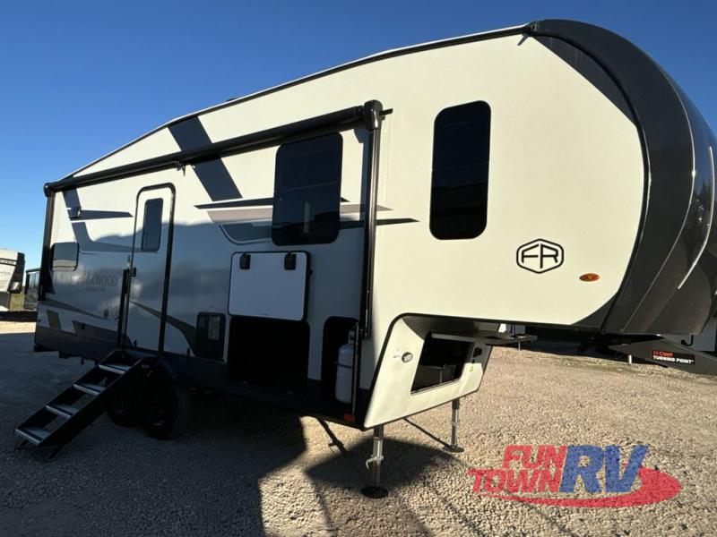 RV listing image