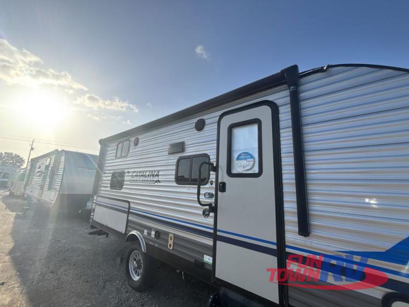 RV listing image