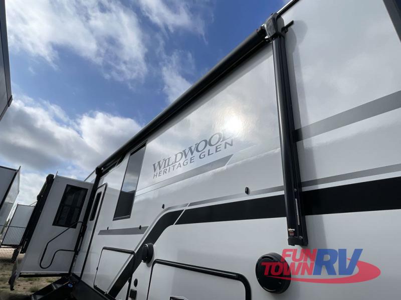 RV listing image