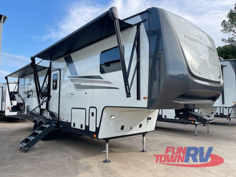 New 2025 Forest River RV Rockwood Signature R374DBH Fifth Wheel at