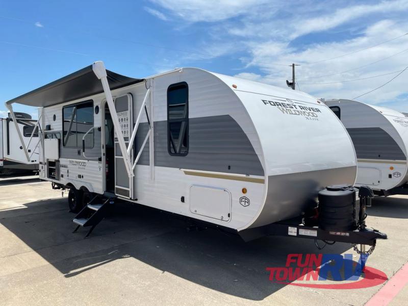 RV listing image