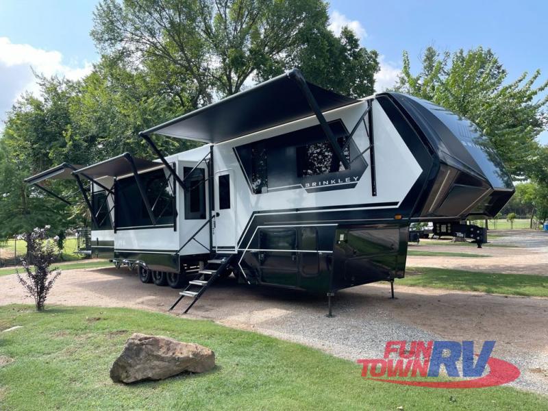 2025 Brinkley RV 3950