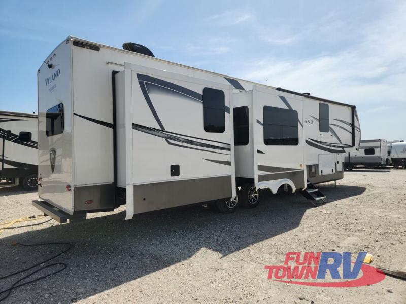 RV listing image