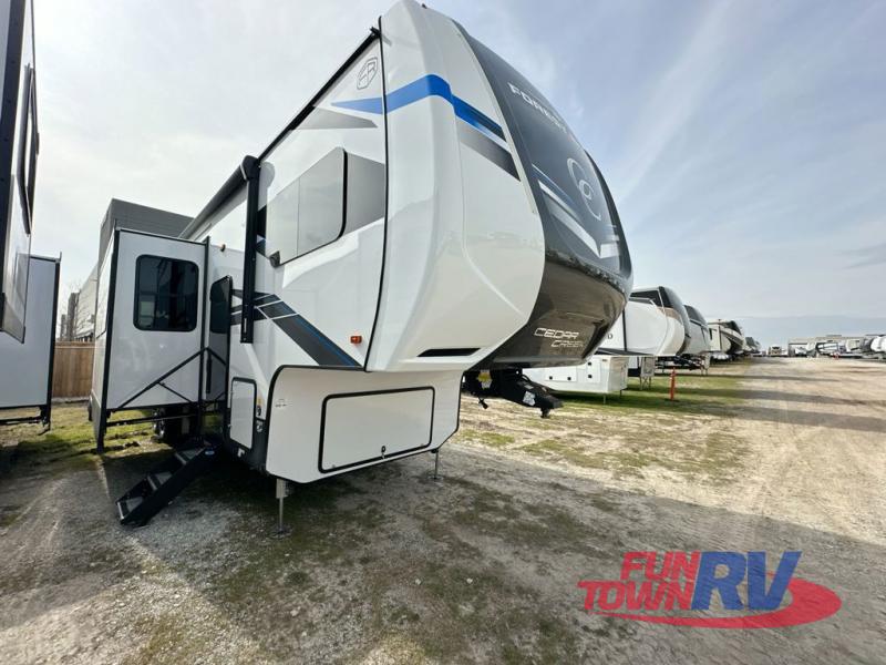 RV listing image