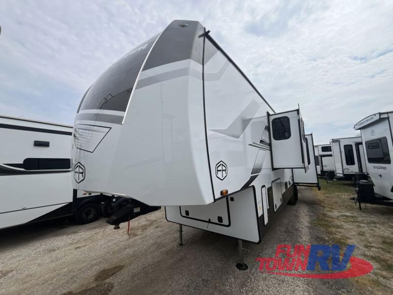 RV listing image