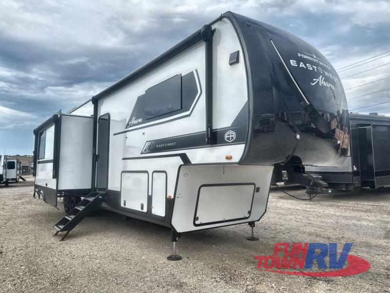 RV listing image