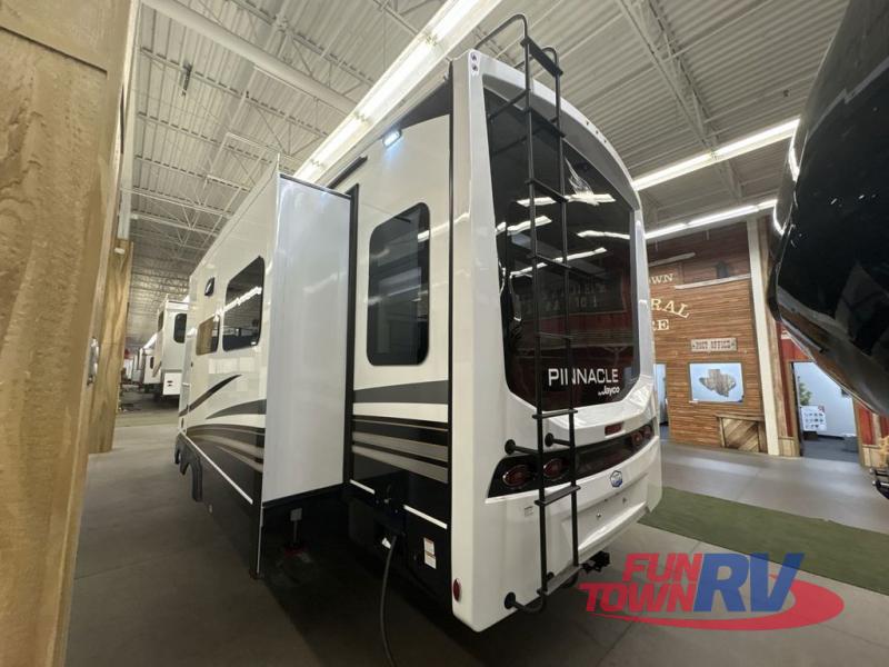 RV listing image