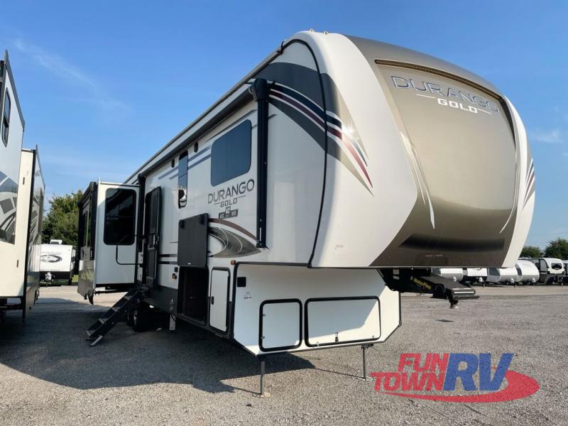 RV listing image