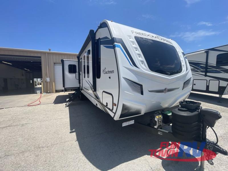 RV listing image