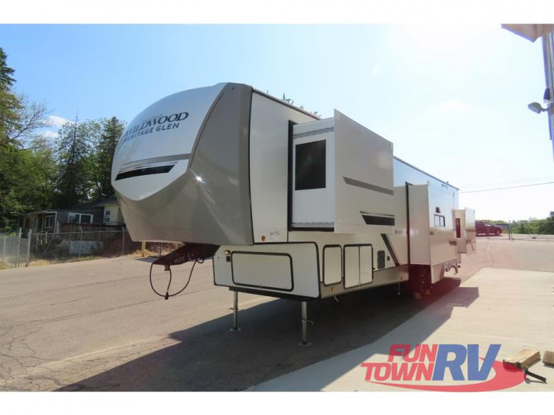 RV listing image
