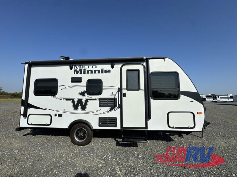RV listing image