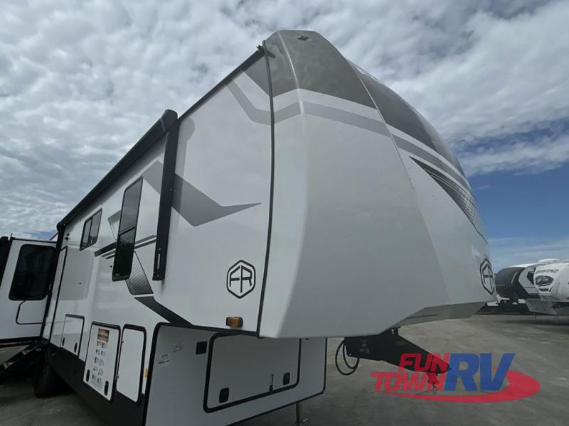 RV listing image