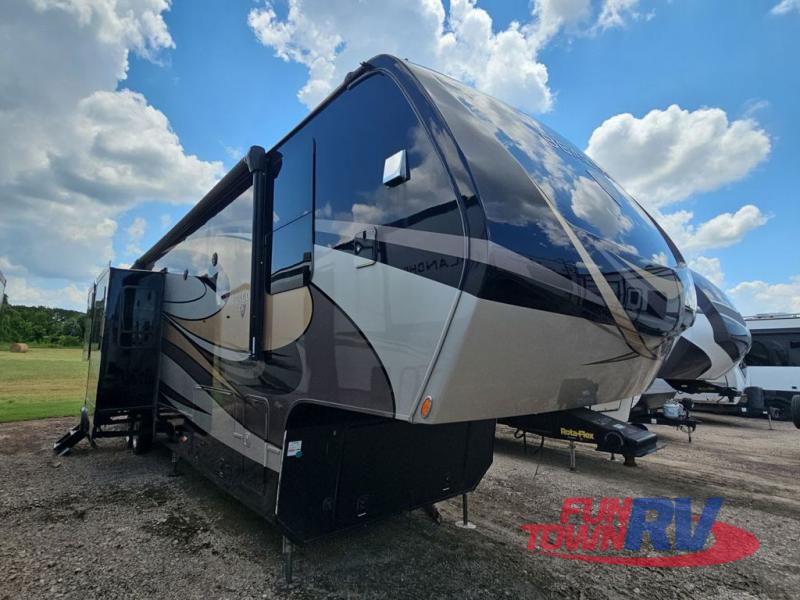 RV listing image