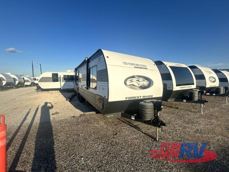 RV listing image