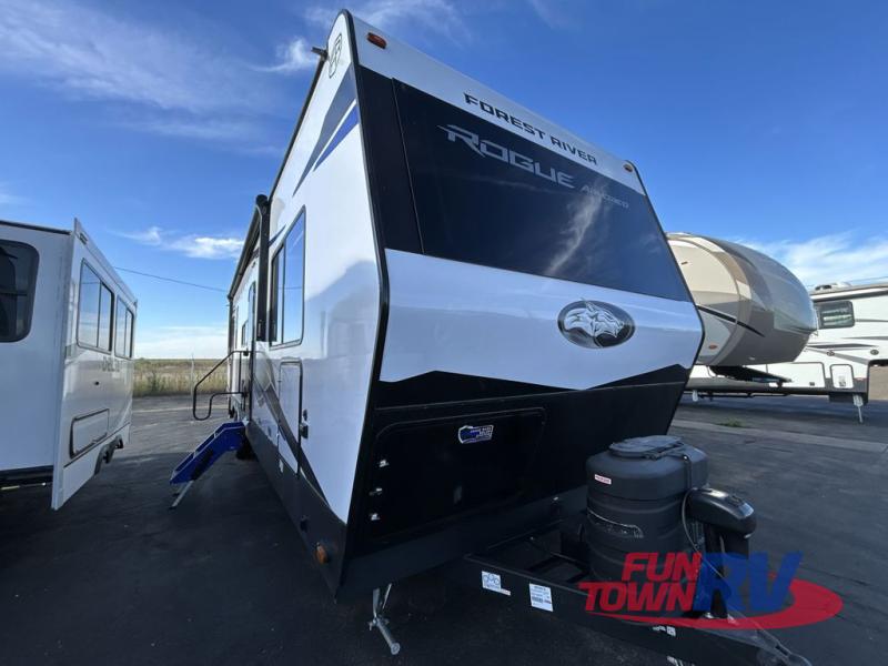 RV listing image
