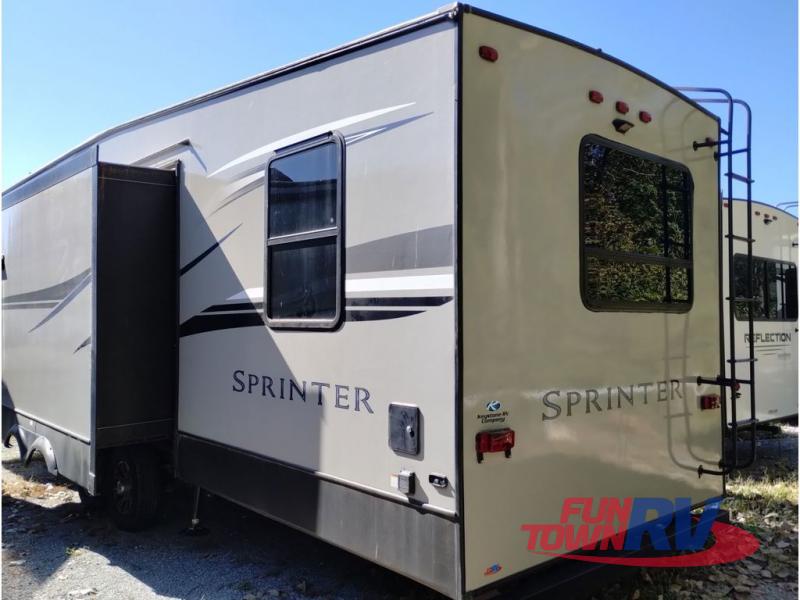 RV listing image