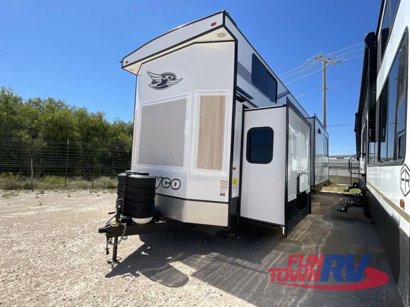 RV listing image