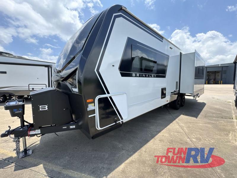 RV listing image
