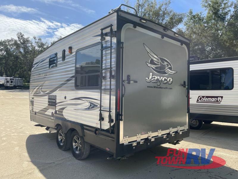 RV listing image