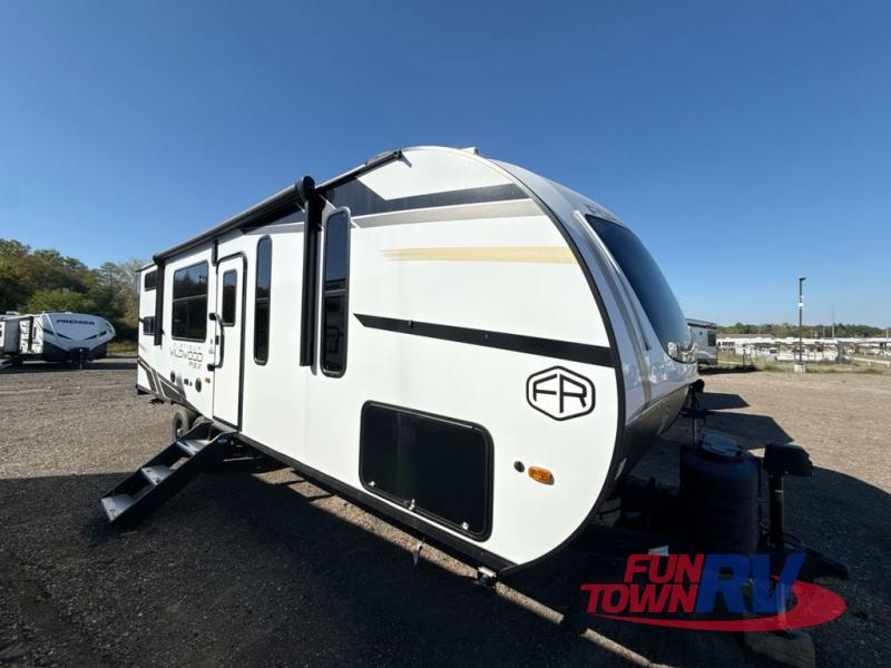 RV listing image