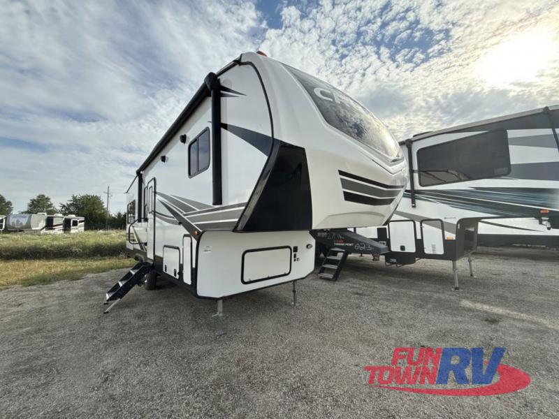 RV listing image