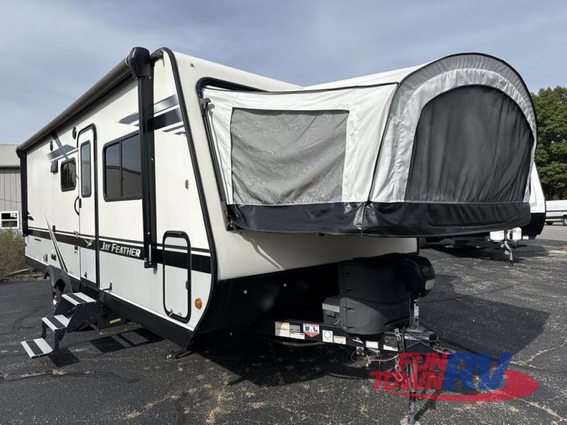 RV listing image