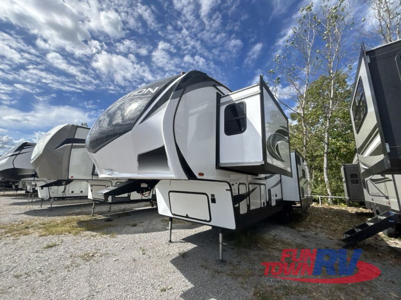 RV listing image
