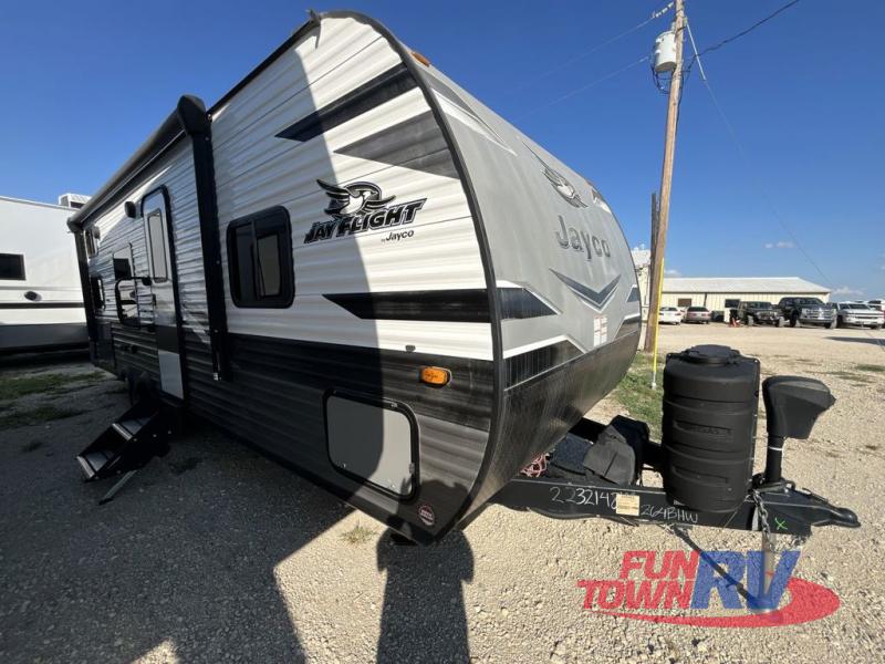 RV listing image