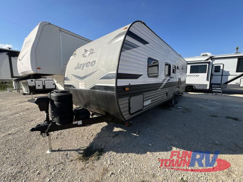 RV listing image