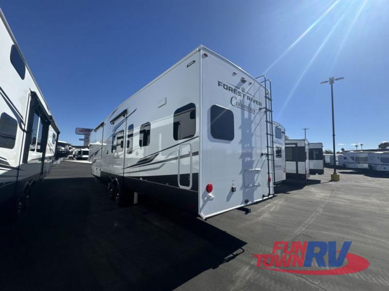 RV listing image