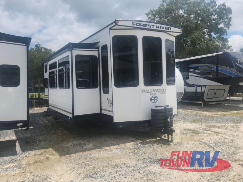 RV listing image