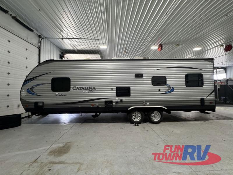 RV listing image