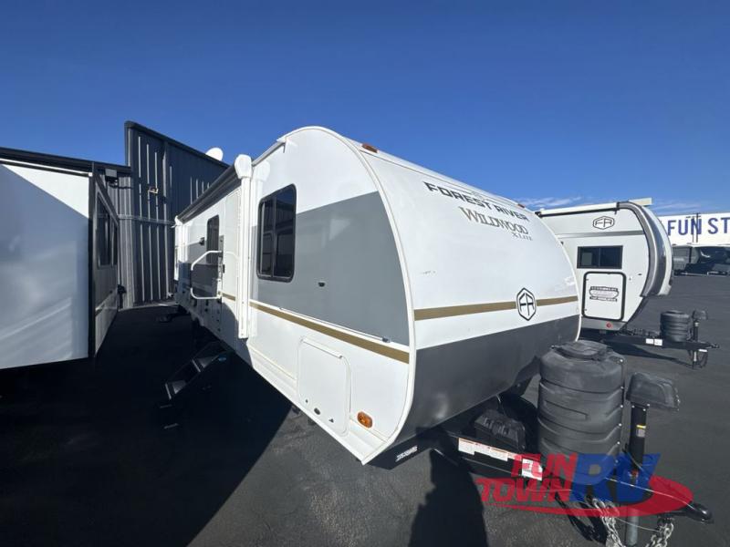 RV listing image
