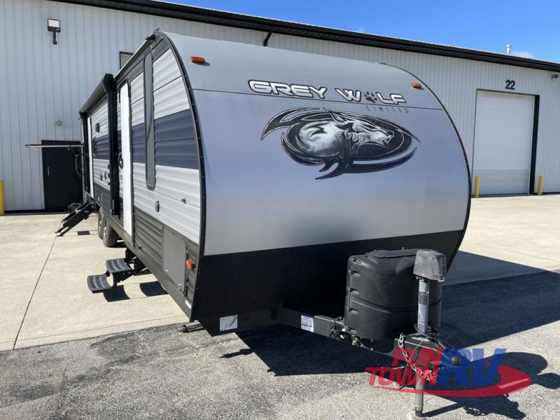 RV listing image